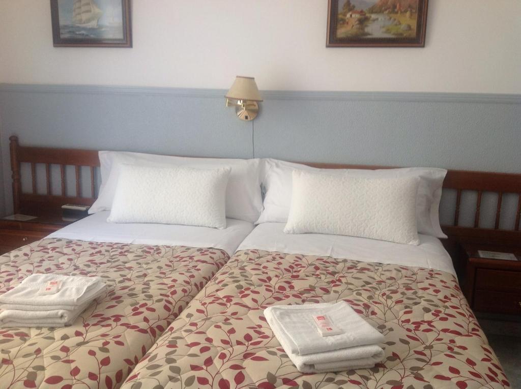 Twin Room,19863730:JPEG